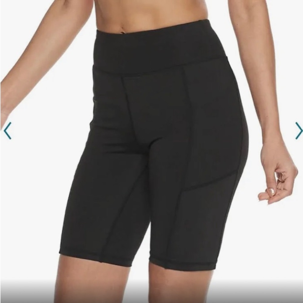 EUC Adrienne Vittadini bike shorts w/pockets